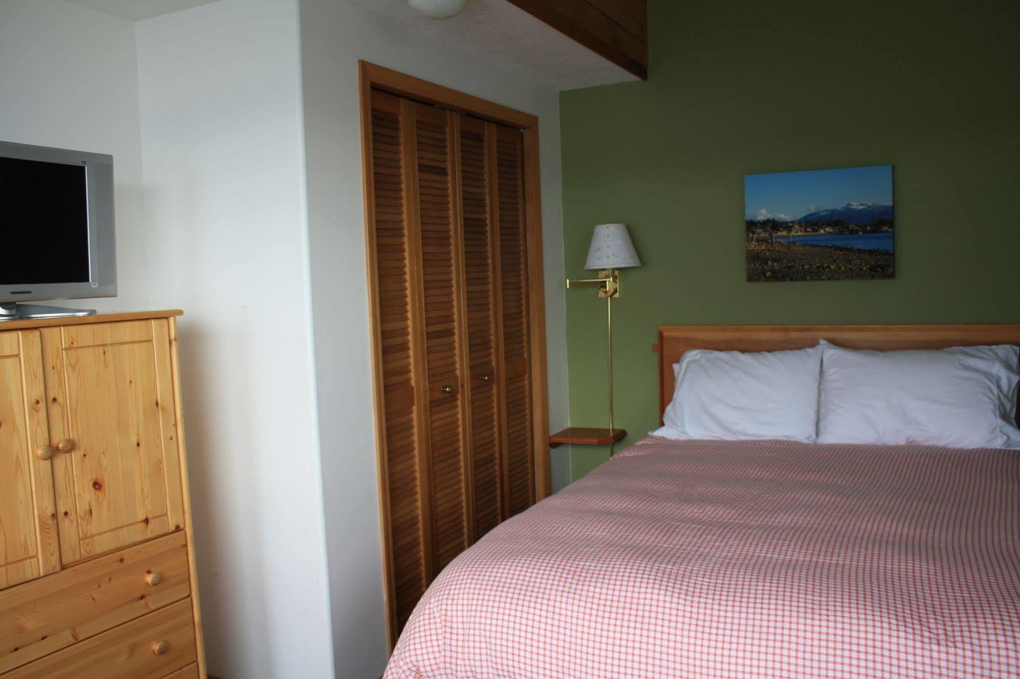 Orca Lodge Sointula Luaran gambar